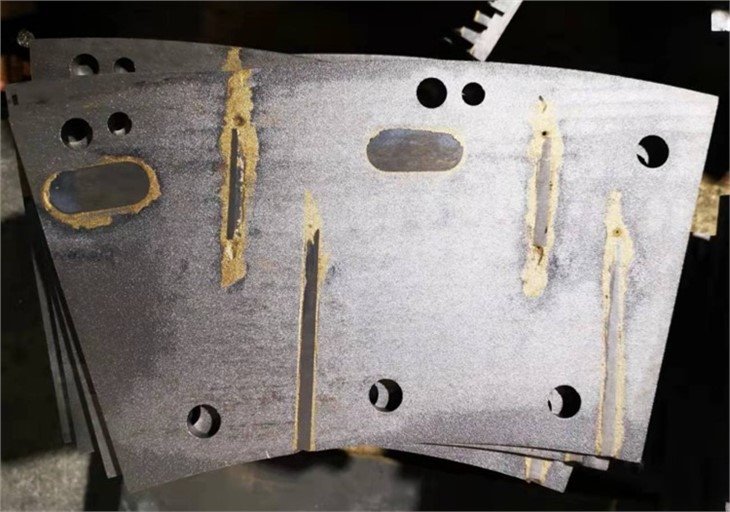 Wearing plate1